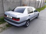 Volkswagen Vento 1994 года за 1 350 000 тг. в Шымкент – фото 4