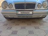 Mercedes-Benz E 280 1997 годаүшін4 150 000 тг. в Тараз – фото 2