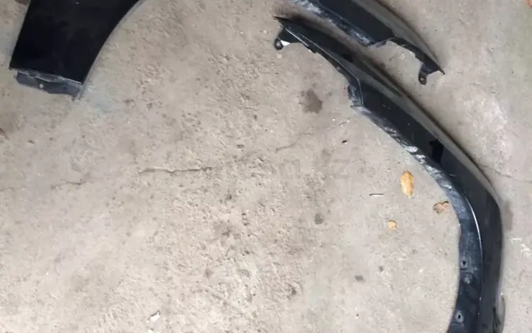 Накладки на передние крылья прадо за 1 000 тг. в Алматы