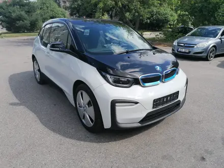 BMW i3 2018 года за 13 800 000 тг. в Алматы