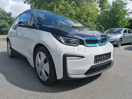 BMW i3 2018 года за 13 800 000 тг. в Алматы – фото 2