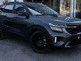 Kia Seltos 2023 года за 13 700 000 тг. в Шымкент – фото 3