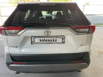 Toyota RAV4 2021 года за 20 000 000 тг. в Алматы – фото 10