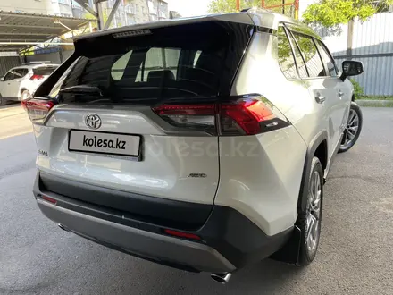 Toyota RAV4 2021 года за 20 000 000 тг. в Алматы – фото 4