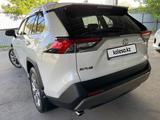 Toyota RAV4 2021 годаүшін20 000 000 тг. в Алматы – фото 2