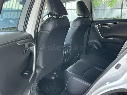 Toyota RAV4 2021 года за 20 000 000 тг. в Алматы – фото 41