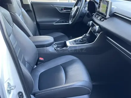 Toyota RAV4 2021 года за 20 000 000 тг. в Алматы – фото 44