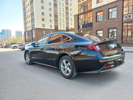 Hyundai Sonata 2019 года за 6 000 000 тг. в Астана – фото 3