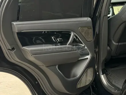 Land Rover Range Rover 2022 года за 92 000 000 тг. в Астана – фото 25