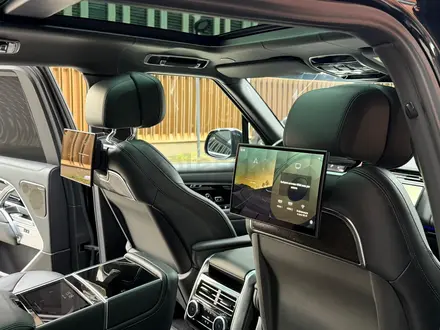 Land Rover Range Rover 2022 года за 92 000 000 тг. в Астана – фото 37