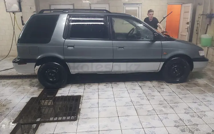 Mitsubishi Space Wagon 1993 годаүшін2 100 000 тг. в Алматы