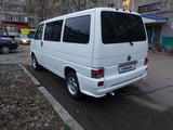 Volkswagen Multivan 1995 годаүшін5 900 000 тг. в Уральск – фото 3
