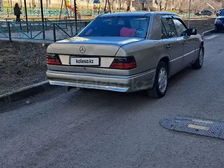Mercedes-Benz E 230 1989 года за 1 200 000 тг. в Астана – фото 5