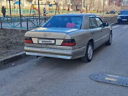 Mercedes-Benz E 230 1989 года за 1 200 000 тг. в Астана – фото 6