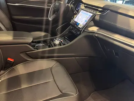 Jeep Grand Cherokee 2023 года за 30 900 000 тг. в Алматы – фото 11