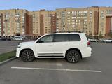 Toyota Land Cruiser 2015 годаfor26 950 000 тг. в Астана – фото 2