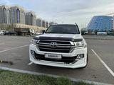 Toyota Land Cruiser 2015 года за 31 000 000 тг. в Астана