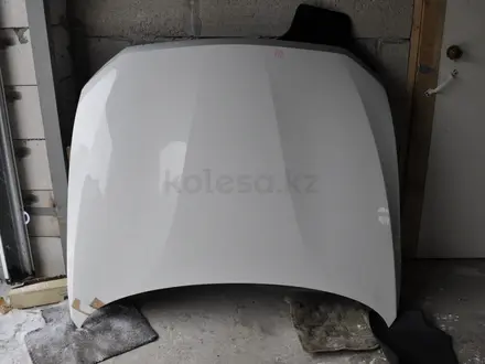 BMW F20 Ф20 капот за 150 000 тг. в Астана