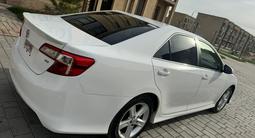 Toyota Camry 2014 года за 9 500 000 тг. в Шымкент – фото 3