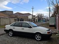 Volkswagen Passat 1990 годаfor1 000 000 тг. в Шымкент