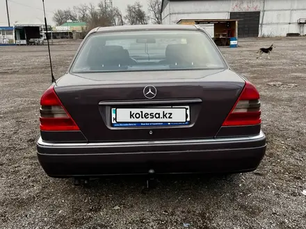 Mercedes-Benz C 220 1994 года за 3 200 000 тг. в Алматы – фото 6