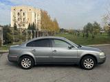 Volkswagen Passat 2003 годаүшін2 300 000 тг. в Алматы – фото 4