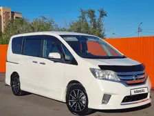 Nissan Serena, 2013