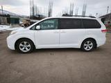 Toyota Sienna 2013 годаүшін11 000 000 тг. в Алматы – фото 2