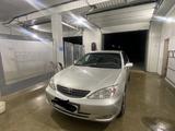 Toyota Camry 2003 года за 6 000 000 тг. в Актобе – фото 2