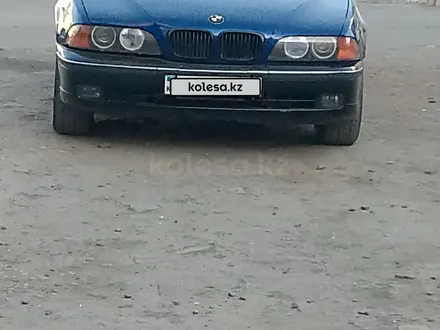 BMW 528 1997 года за 3 500 000 тг. в Жезказган – фото 2