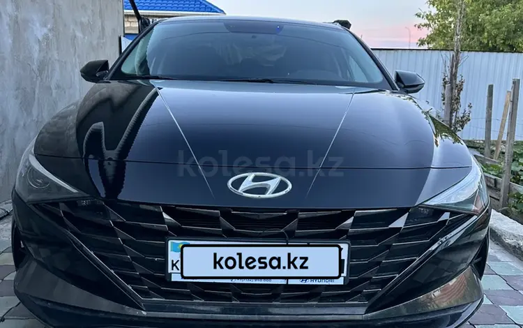 Hyundai Elantra 2021 годаfor10 000 000 тг. в Актобе