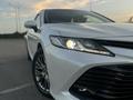 Toyota Camry 2020 годаfor13 000 000 тг. в Астана – фото 2