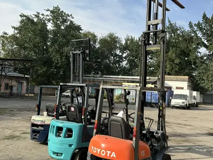 Toyota  Свежий привоз из Яппонии 2005 года за 2 800 000 тг. в Алматы – фото 2