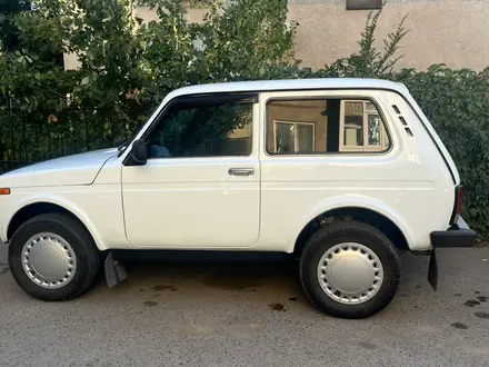 ВАЗ (Lada) Lada 2121 2015 года за 2 500 000 тг. в Актобе – фото 7