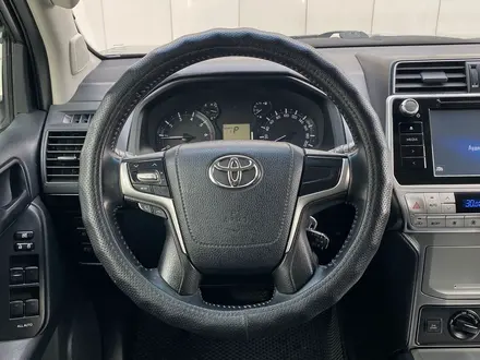 Toyota Land Cruiser Prado 2018 года за 23 625 000 тг. в Павлодар – фото 13