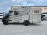 Mercedes-Benz 2025 года за 65 000 000 тг. в Астана – фото 5