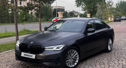 BMW 530 2020 года за 23 700 000 тг. в Алматы – фото 2