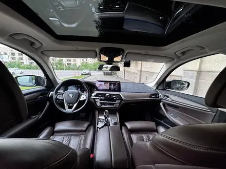 BMW 530 2020 года за 23 700 000 тг. в Алматы – фото 15