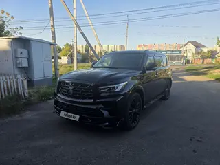 Infiniti QX80