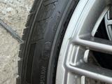 Комплект дисков с резинами, с датчиками на BMW G30. за 300 000 тг. в Алматы – фото 5