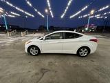 Hyundai Elantra 2013 годаүшін4 500 000 тг. в Атырау – фото 2