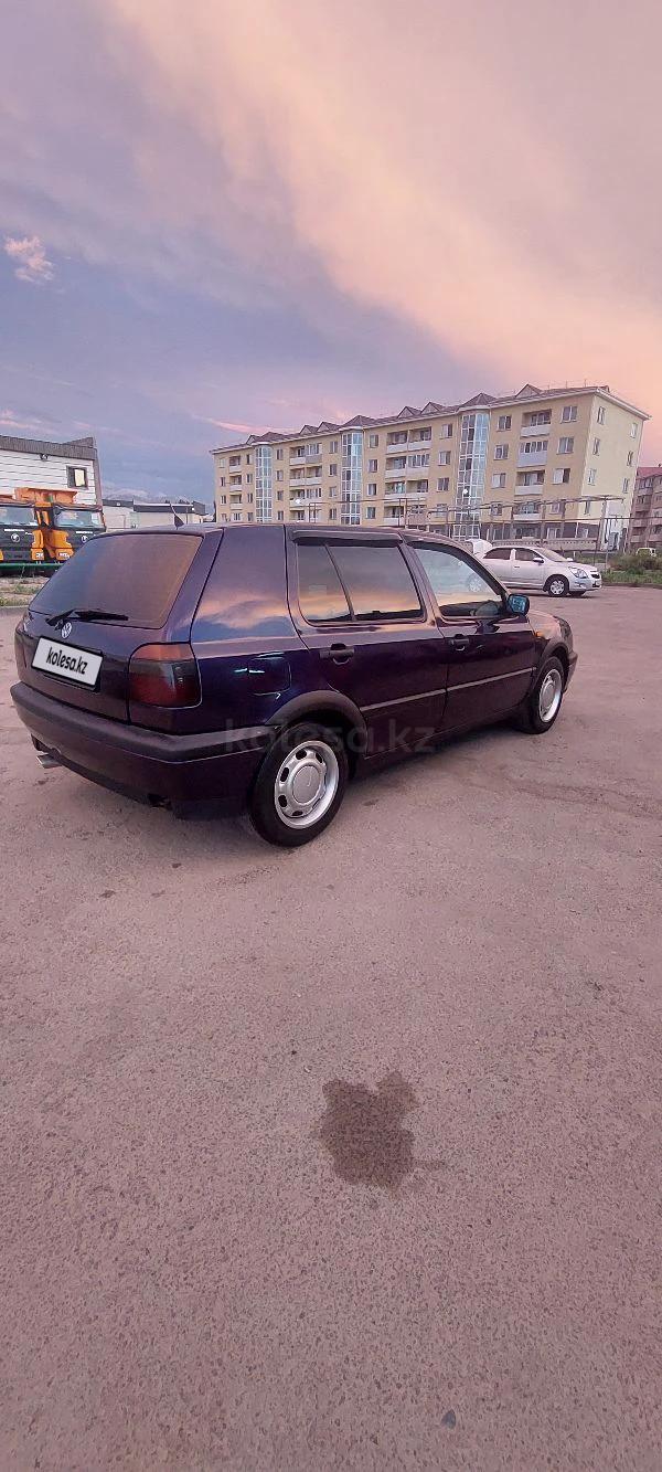 Volkswagen Golf 1996 г.