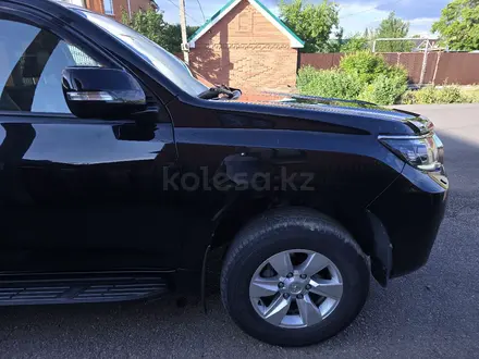 Toyota Land Cruiser Prado 2019 года за 20 800 000 тг. в Астана – фото 4