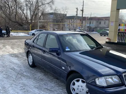 Mercedes-Benz C 200 1997 года за 3 990 000 тг. в Алматы – фото 3