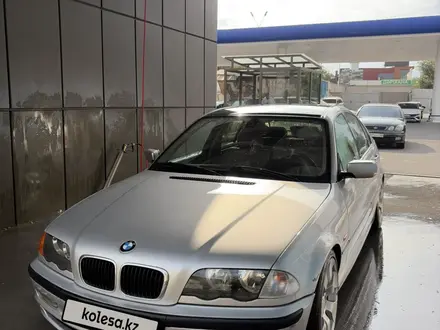 BMW 328 1998 года за 3 288 720 тг. в Алматы