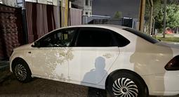 Volkswagen Polo 2014 года за 3 500 000 тг. в Алматы – фото 2