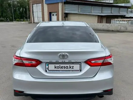 Toyota Camry 2019 года за 12 000 000 тг. в Алматы – фото 4