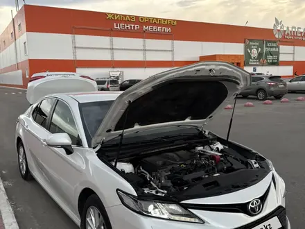 Toyota Camry 2023 года за 14 490 000 тг. в Костанай – фото 8