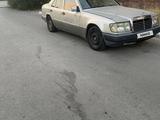 Mercedes-Benz E 200 1990 годаүшін650 000 тг. в Тараз – фото 3