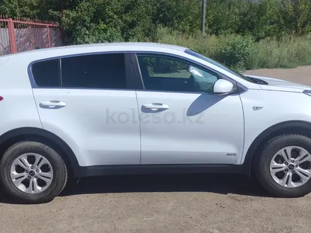 Kia Sportage 2018 года за 9 900 000 тг. в Караганда – фото 3